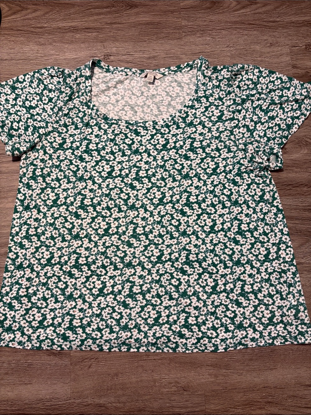 Lucky brand Green Floral Scoop Neck Women’s Top L